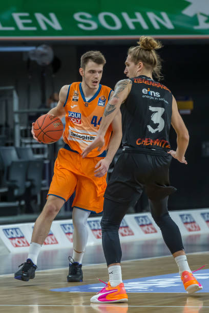 成员在比赛 成员在比赛